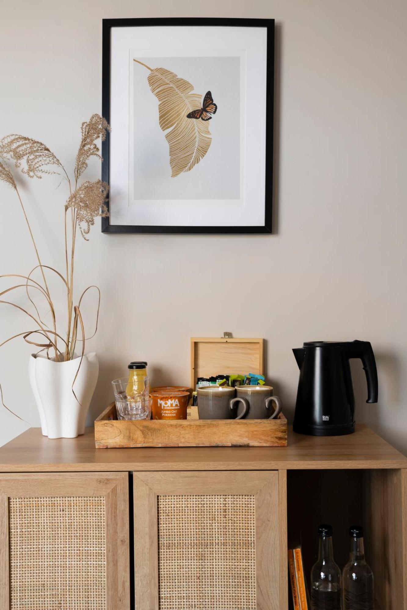 Morleys Rooms - Located In The Heart Of Hurstpierpoint By Huluki Sussex Stays Bagian luar foto